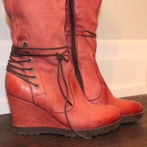 Brown's Red Leather Wedged Boots